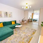 Sofia Cozy - Underground Private Parking