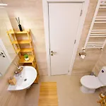 Sofia Cozy - Underground Private Parking Apartment Bucharest