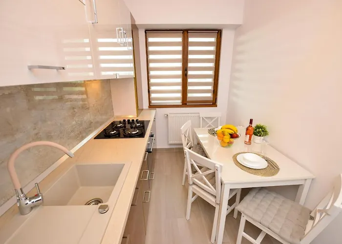 Apartment Sofia Cozy - Underground Private Parking