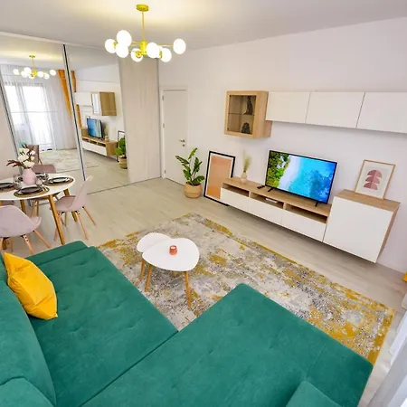 Sofia Cozy - Underground Private Parking Apartment *