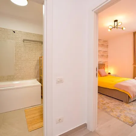 Sofia Cozy - Underground Private Parking Apartment Bucharest