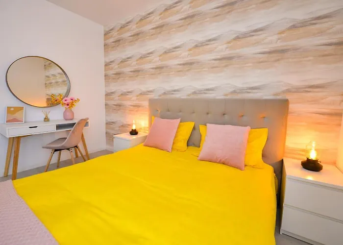 Sofia Cozy - Underground Private Parking דירה *