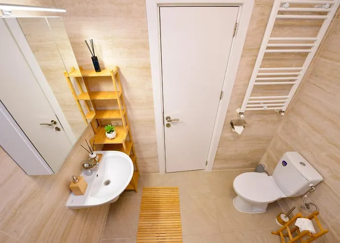 Sofia Cozy - Underground Private Parking アパート ブカレスト