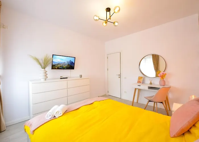 Apartment Sofia Cozy - Underground Private Parking