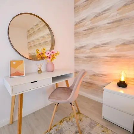 Sofia Cozy - Underground Private Parking Apartamento