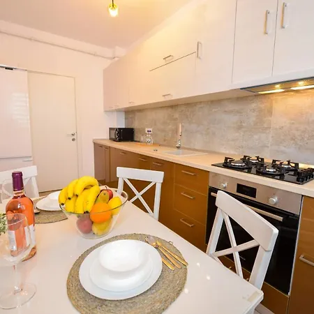 Apartamento Sofia Cozy - Underground Private Parking *