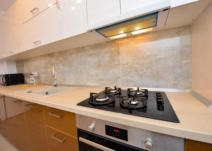 Sofia Cozy - Underground Private Parking Appartement