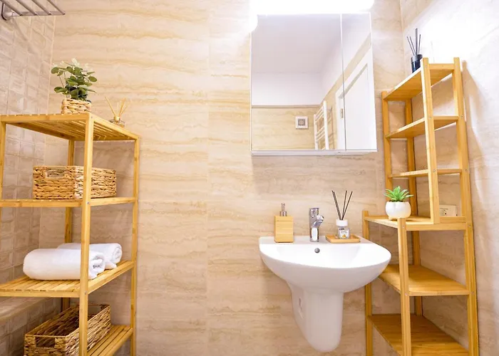 Sofia Cozy - Underground Private Parking Appartement *